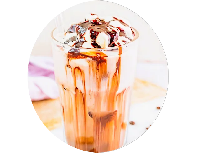 Chokladlatte Eksjö Konditori – En fantastisk och lyxig kaffedryck med grädde och marshmallows i hjärtat av Eksjö
