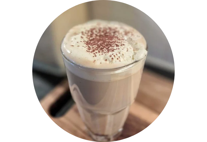 Coffee Mint Eksjö Konditori – En fantastisk och värmande kaffedrink i hjärtat av Gamla Stan